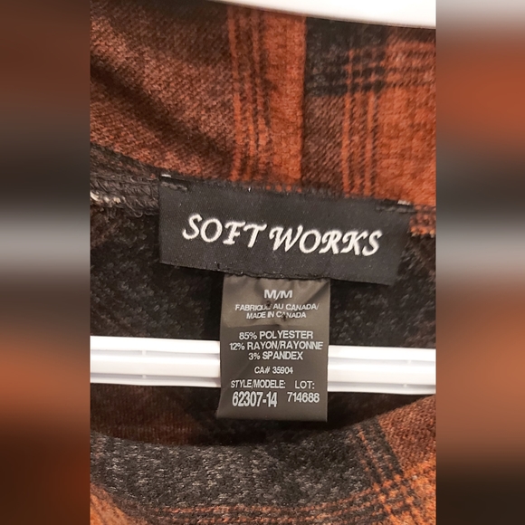 Soft Works plaid cowl neck tunic - Picture 3 of 8